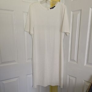 Sharagano White Textured Short-Sleeve Midi Shift Dress